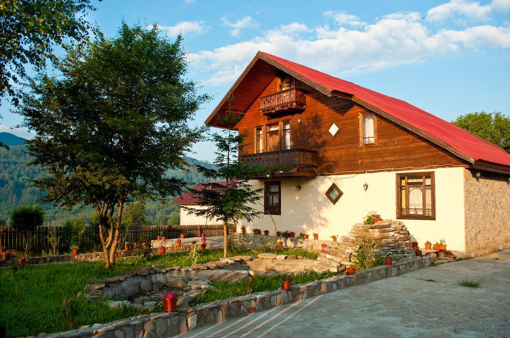 Casa Lidia Hotell Lepşa Eksteriør bilde